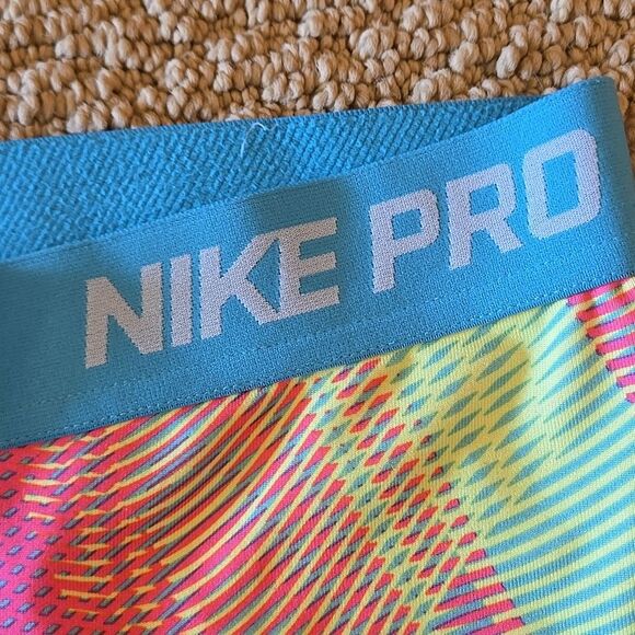 Nike Pro Kids Colorful Leggings - Picture 10 of 16